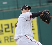 ‘최고 144㎞·ERA 1위 만든 커터 부활’ 명불허전 류현진, KBO 재정복 시동 [SS대전in]