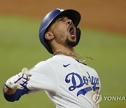 "베츠는 다저스의 심장이자 영혼이며 야구선수의 정의" MLB닷컴, 각 팀 반드시 필요한 선수 1명씩 선정...SD 김하성 'NO', SF 이정후'NO'