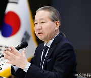 "자격 없는 PA 간호사가 심폐소생술을? 저질의료 판칠 것" 의협 주장