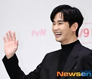 김수현, 빵 터진 미소[포토엔HD]