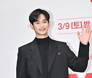 ‘눈물의 여왕’ 김수현, 3년만 공백기 깨고 복귀 “쉬려고 쉰 건 아냐” [Oh!쎈 현장]