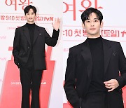 김수현, 37세 나이 안 믿기는 방부제 비주얼[엑's HD화보]