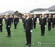 해군병 700기 수료식