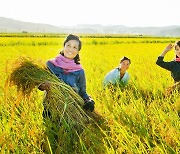 북한, '국제부녀절' 맞아 여성들의 노력 조명…"충성과 애국, 사랑과 헌신"