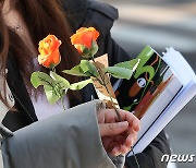 "단지 여자라는 이유로"…여성 대리기사들, 콜 배제·성희롱 시달려