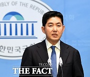 '땅콩 회항' 박창진, 더불어민주연합 비례대표 출마 선언 [TF사진관]