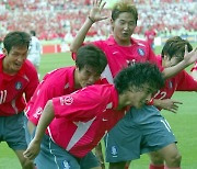 스포츠와 애국심이 사랑과 만났을 때 [이정우의 스포츠 랩소디]