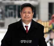 ‘부당노동행위 유죄’ 김장겸, 여권 비례 출마 선언…언론노조 반발