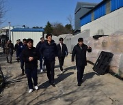 송호석 전북환경청장, 김제자원순환센터 우분연료화사업 현장 방문