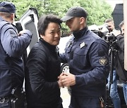 '한국송환' 권도형 수십년 징역 예상...피해자들 "미국으로"