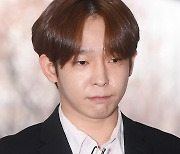 '필로폰 투약 혐의' 남태현, 보컬 트레이너로 새 삶 출발 [이슈&톡]