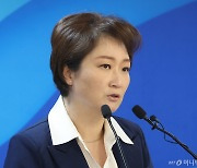 '돌아온' 이언주, 경선서 '친명' 이헌욱 꺾고 본선행…문석균은 고배