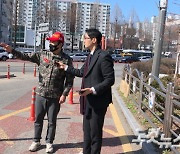 한동훈 유세장서 쫓겨난 해병대 "이종섭 출국? 이게 공정·상식인가"[영상]