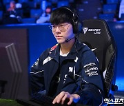 '테디' 후반 강점 살린 DRX, 광동 완파... 3승 달성 [LCK]