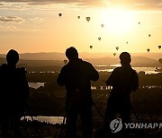 AUSTRALIA BALLOON FESTIVAL