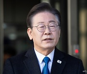 이재명 "민주화에서 독재화로 전환, 이번 총선에 달려있다"