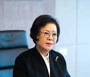 "잠시의 혼동"…송영숙 한미회장, '아들의 반란' 입 열다[인터뷰]