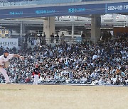 시범경기 ‘구름관중’… 프로야구 열기도 심상찮다