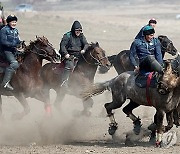 KYRGYZSTAN PHOTO SET TRADITION ALAMAN ULACK