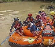 INDONESIA FLOODS