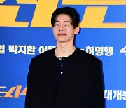 [TEN 포토]김무열 '선한 눈빛'