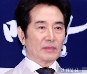 백윤식 전 연인, 첫 재판서 무고 혐의 인정