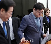 고민정이 돌아왔다[국회 풍경]