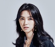 '4월의 신부' 강지영 아나운서 결혼… "봄 닮은 사람"