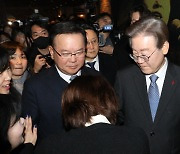 김부겸, 민주당 선대위 합류… "尹정부 폭주 심판해야"(상보)