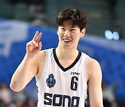 이번 시즌 국내 선수 최초…소노 이정현, 프로농구 5라운드 MVP 선정