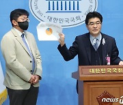 의대 교수들 "대화하자"…정부 "채널 있지만 2000명 증원 확고"(종합)