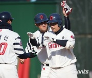 “1루수 선발경쟁 치열하네” 롯데, 관록의 정훈vs신예 나승엽 방망이 불붙었다 [SS포커스]