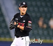 ‘류현진 못지 않네’ KBO 10억원+α 투수 5인방…고영표·김광현 위용, ‘이 투수’는 부활 절실