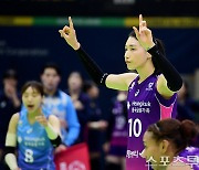 '현대건설 격파' 김연경 "마지막까지 이겨야 한다…페퍼에 약간 기대"