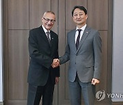 미국 대통령 기후정책 선임고문 만난 안덕근 장관