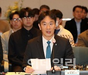 이복현 "금융사 KPI, 고객이익 연계 개편…이달 TF 구성"