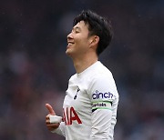 '음바페-레반도프스키 대신 SON?' 손흥민 활약에 놀란 EPL 레전드, "레알-바르샤 왜 관심 없어!" 의문