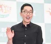 김제동 "늘 총선 출마한 듯한 삶...이젠 피하고 싶다"