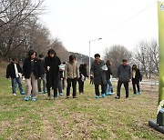 경기 의정부시, 청보리 밟으며 건강·풍년 기원