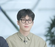 김선호, '1박2일' 때 예능폼 올라오나? '먹보형2' 막내둥이 떴다