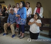 Virgin Mary Uniting Cubans