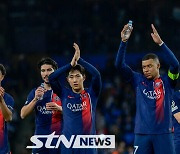 '이강인 악마의 왼발 골대 강타' PSG 3-1 완승! 엇갈리는 평가, "양질의 크로스"-"공 만지기 어려웠어"