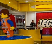 장난감 ‘LEGO’ 이름 넣은 국내 바이오벤처, 결국 사명 바꾼다