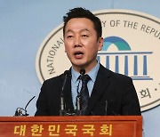 정봉주 "'목함 경품' 발언 사죄드린다…공개 선거운동 중단"