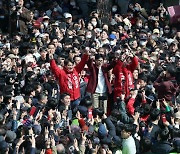 ‘낙동강벨트’ 찾은 한동훈 “부산에 정말 잘하고 싶다”