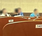 “군 기강 무너져”…육군 간부들, 훈련 현장서 ‘술판’ 벌이며 고성방가