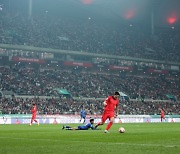 온갖 논란에도 태국전 매진…한국 축구에 거는 희망이 더 컸다