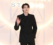 [포토S] 이종석, '점점 멋있어져~'