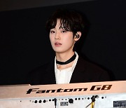 [TEN포토]엔엔디 영준 '아름다운 음색'