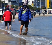 낮 21도 '포근'…미세먼지 '기승' 토요일 오후 비로 조금 해소 [주말날씨]